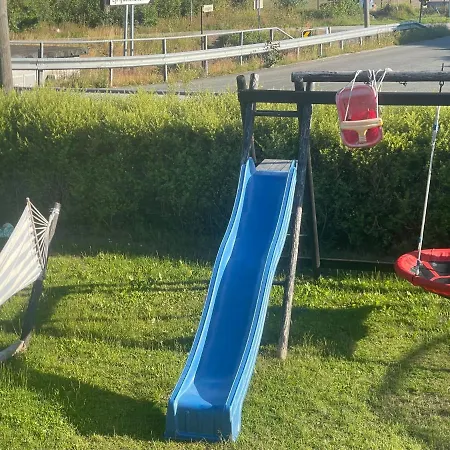 Hus Med Hage Og Terasse, Ideelt For Familier * Lyngdal